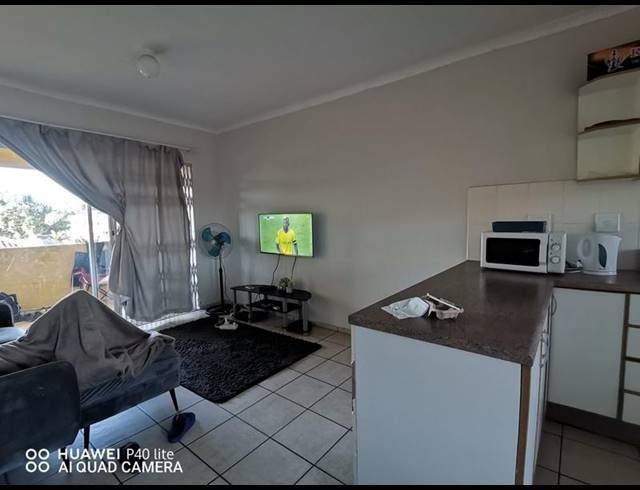 2 BEDROOM APARTMENT FOR SALE IN ARBORETUM